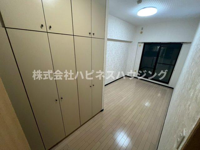 INSURANCE(インシュランス) BLDG.(ビルディング) Ⅸ(ナイン)船橋の洋室