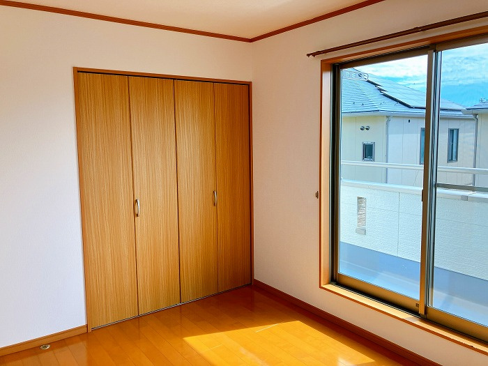 中古戸建　瑞穂市古橋　平成26年築の洋室