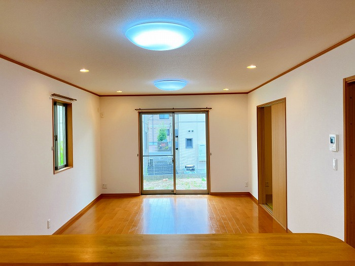 中古戸建　瑞穂市古橋　平成26年築の居間・リビング
