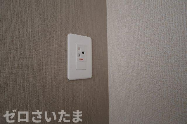 《仲介手数料無料》西区三橋６丁目1228-4新築一戸建てブルーミングガーデンのその他|リビングには200Vのコンセントが付いています。
