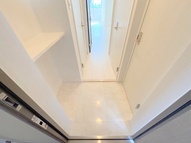 レオンコンフォート新大阪ウインズの玄関