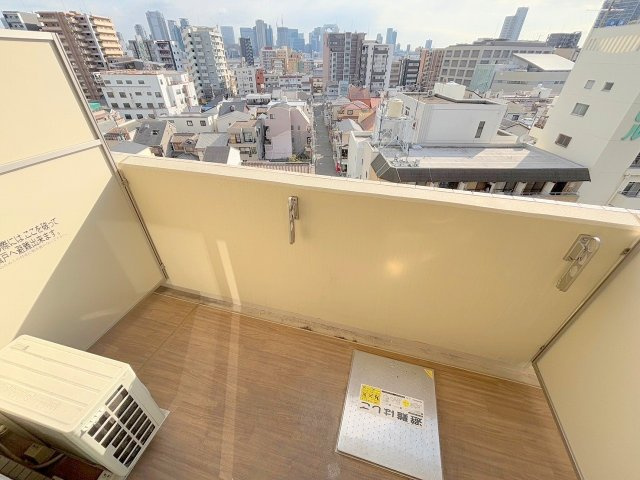 レオンコンフォート新大阪ウインズのバルコニー