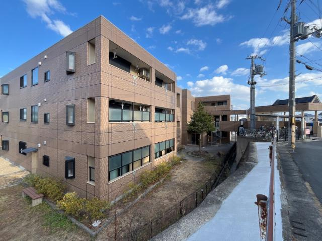 サンライト川向井