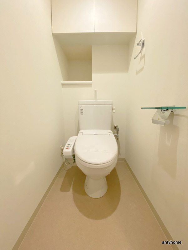 ビエラコート内久宝寺　仲介手数料無料のトイレ