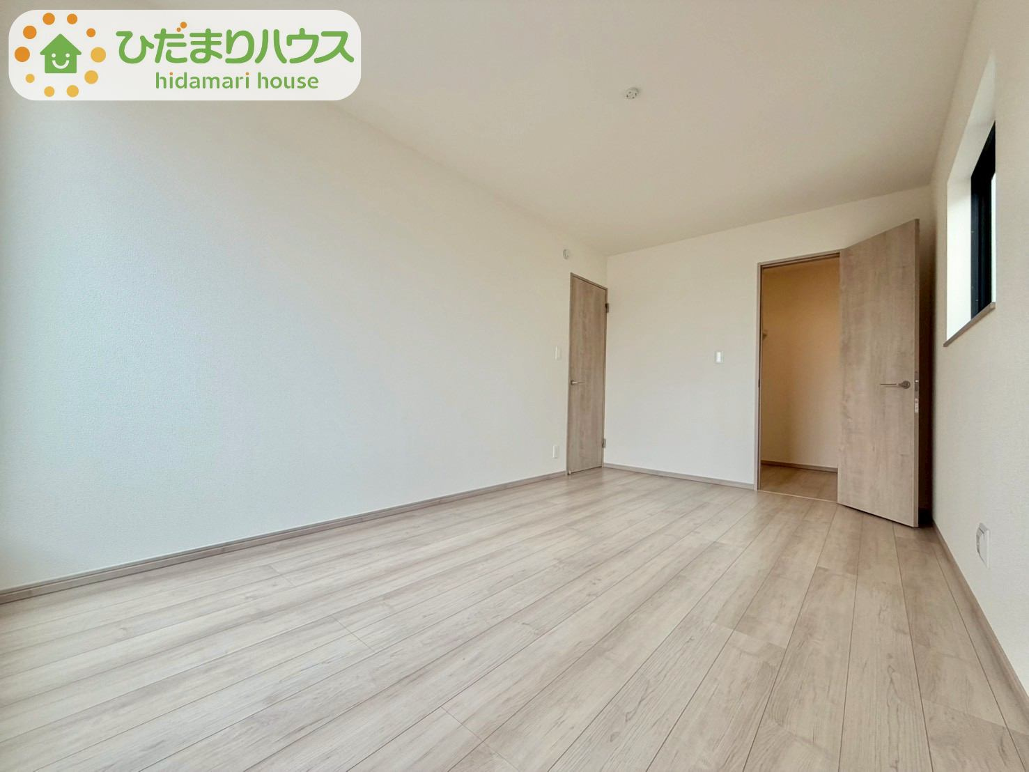 野田山崎2工区　新築戸建　2-E号棟の寝室|ゆとりのある主寝室！ご家族全員で寝れちゃいます(^^♪							
