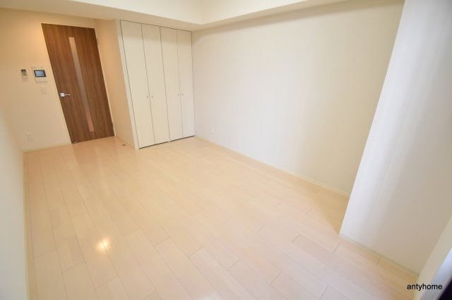 ミュプレ江坂　仲介手数料無料の寝室