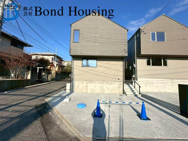 太陽光パネル付　収納豊富　垂水区小束山2丁目1号地　新築戸建