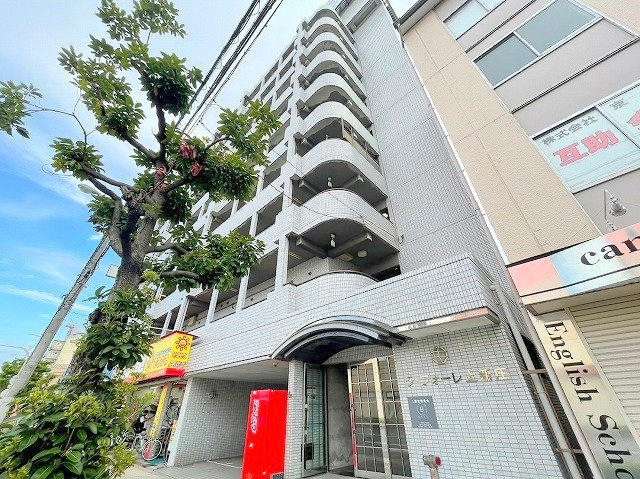 ラ・フォーレ上新庄の外観