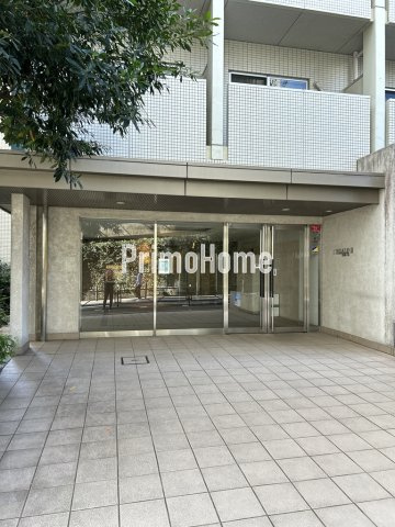 レガーロ御茶ノ水Ⅱのエントランス