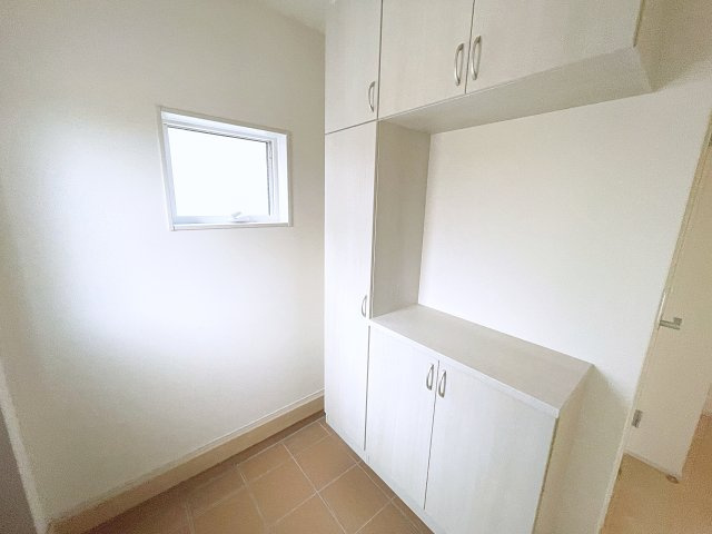 新築戸建・新築建売　郡山市安積荒井第13　安積第一小・安積中の居間・リビング|同社施工例