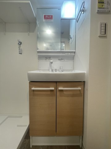 ルオーレ上北沢駅前の洗面所