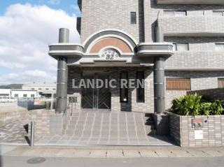 【エントランス】 | キャッスル32