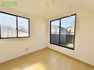 【洋室】 | カウンターキッチン　食洗機付　市川駅11分　市川南4　2号棟　全2棟 | 施工例