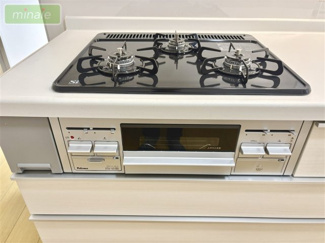 【収納】 | カウンターキッチン　食洗機付　市川駅11分　市川南4　2号棟　全2棟 | 施工例