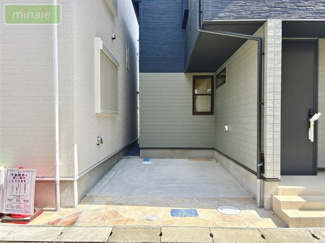 【玄関】 | カウンターキッチン　食洗機付　市川駅11分　市川南4　2号棟　全2棟 | 施工例　