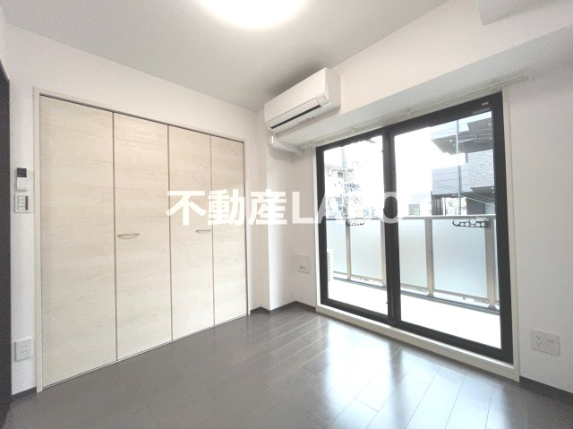 レオンヴァリエ大阪ベイシティの洋室