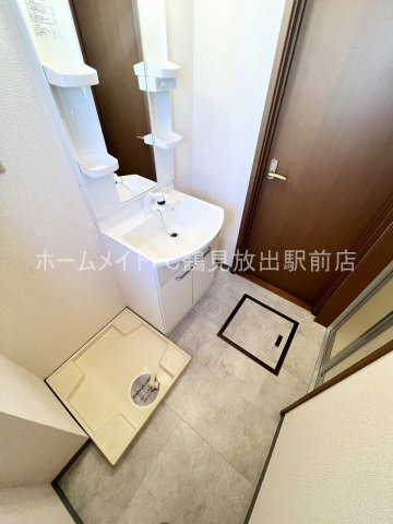 東大阪市東鴻池町５丁目のハイツの洗面所