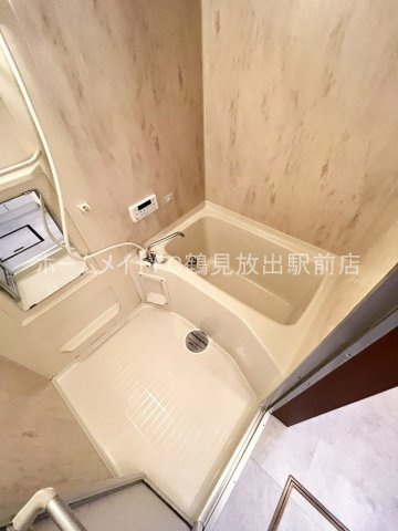 東大阪市東鴻池町５丁目のハイツの浴室