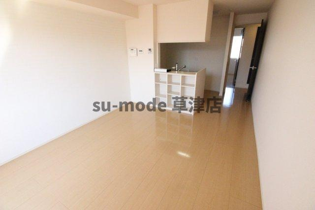 【居間・リビング】 | N | ゆったり過ごせるリビングです