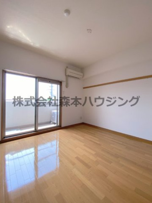 【洋室】 | 　プラ・ディオ交野 | ※同タイプ別室の写真となります。
　設備内容など相違がある場合あくまで現状優先となります。