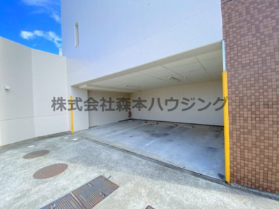 【駐車場】 | 　プラ・ディオ交野 | 駐車場があるので、車を買う予定の方も安心です