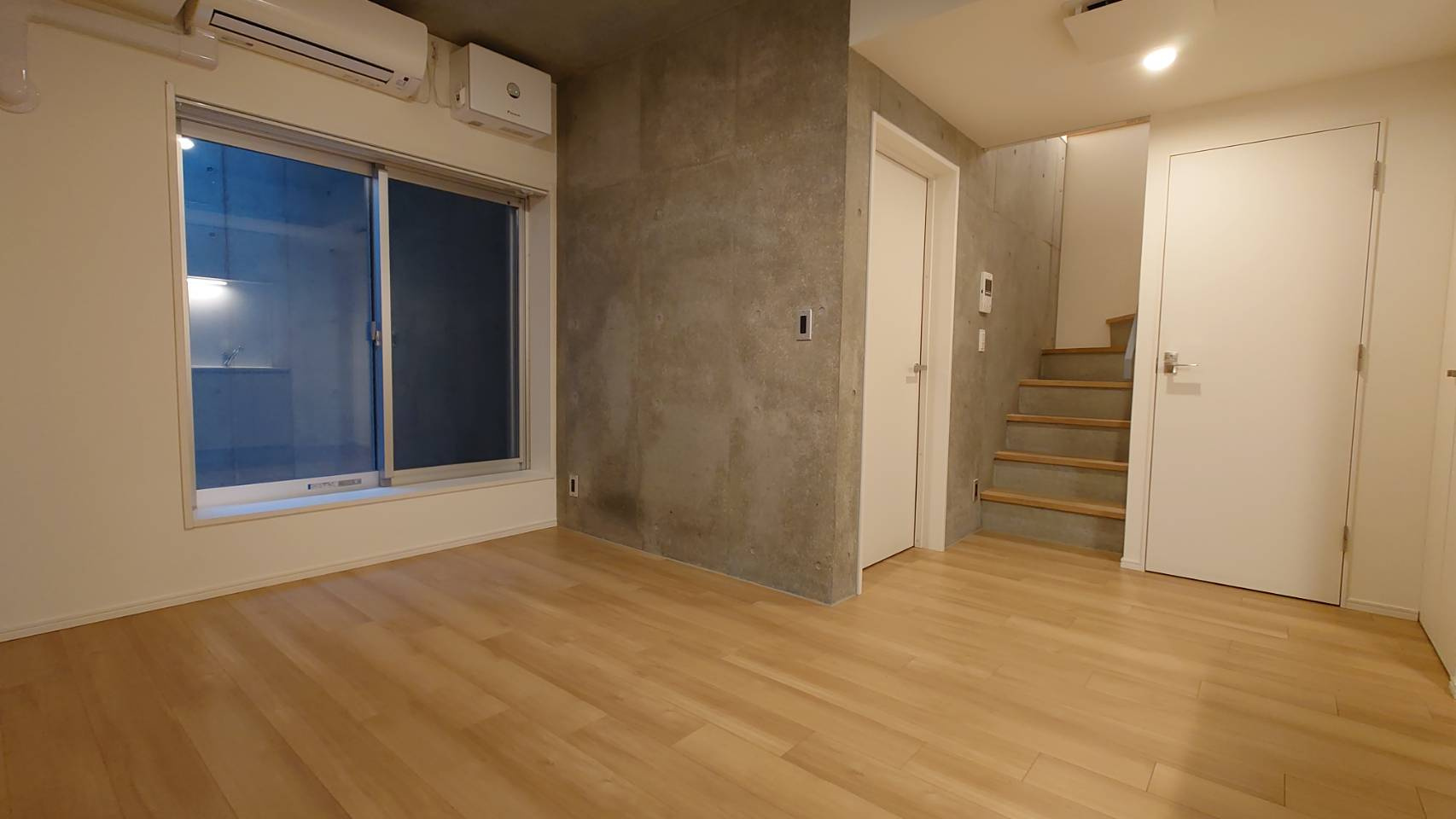 【居間・リビング】