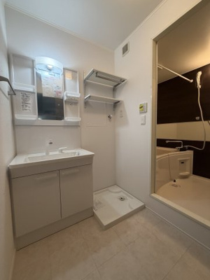 【洗面所】 | ロイヤルハイツ黒川町