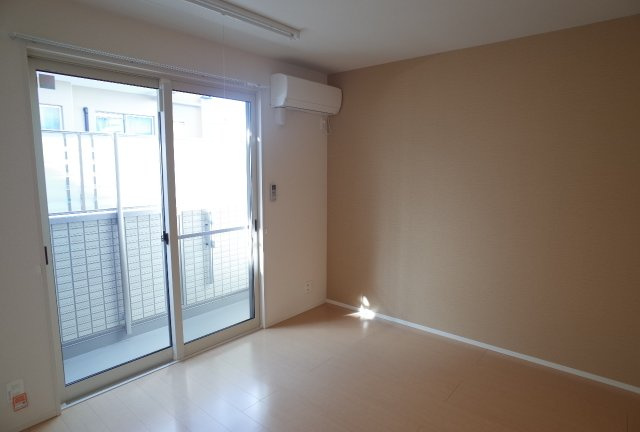 ボヌール本山中町の居間・リビング