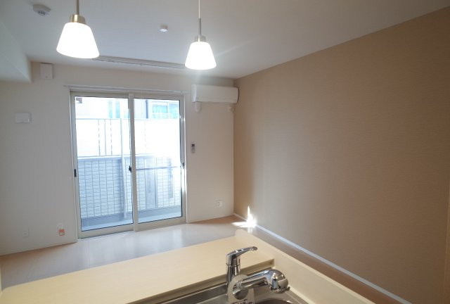 ボヌール本山中町の居間・リビング