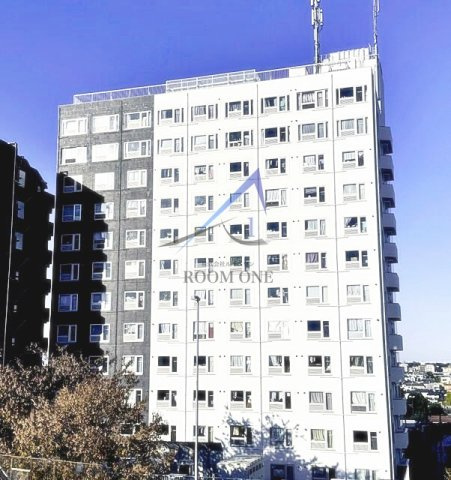 プラザローヤル５