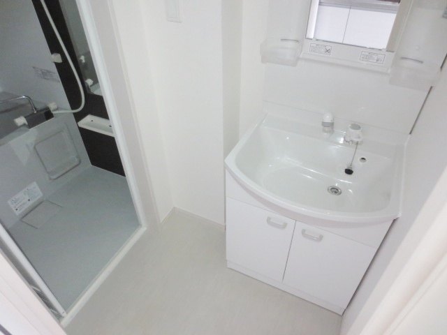 リブリ・辻の洗面所|別号室の参考写真です。