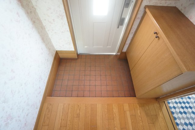 フォンテーヌ・カクゼンの玄関