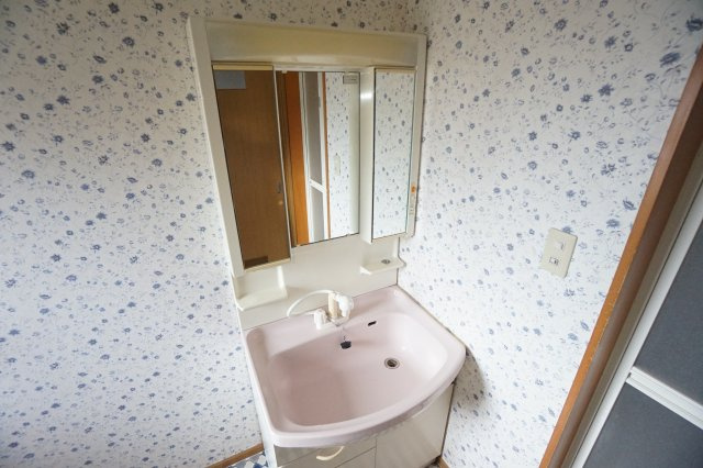 フォンテーヌ・カクゼンの洗面所