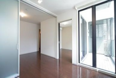 【居間・リビング】 | MMガーデン | こちらの居間で趣味の時間をお楽しみください