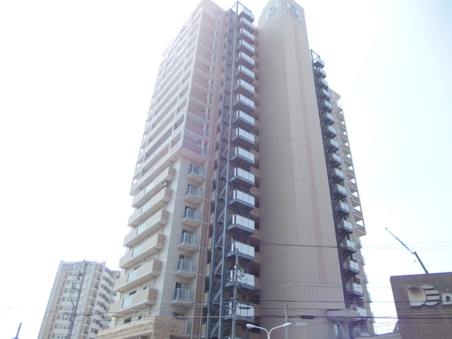 シビックタワー岡崎の外観