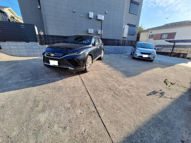 ＡＬＴＡ　ＳＴＡＧＥの駐車場