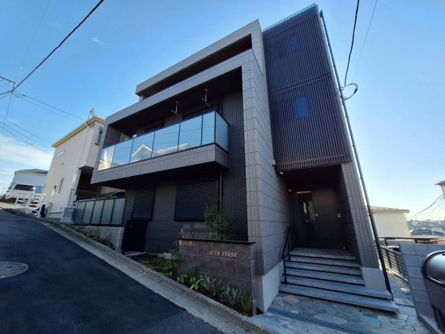 ＡＬＴＡ　ＳＴＡＧＥの外観