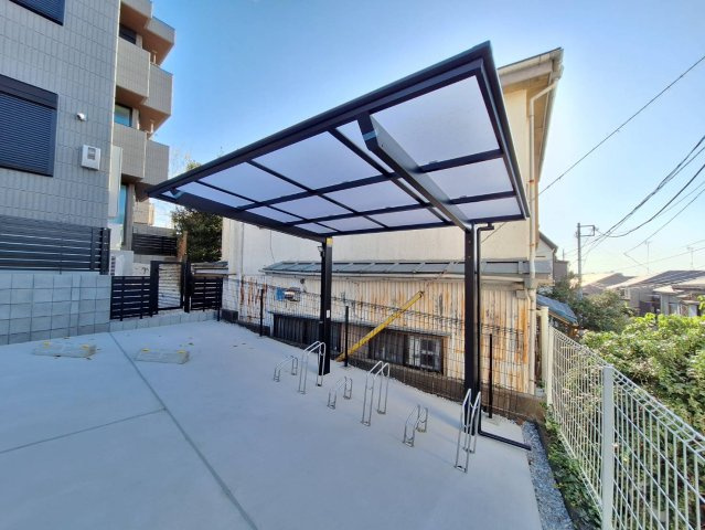 ＡＬＴＡ　ＳＴＡＧＥの駐車場