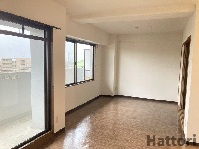 アビタシオン橋本Ⅱの居間・リビング