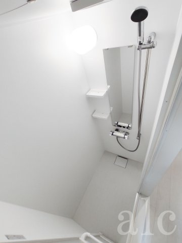 アレンデール西落合のシャワールーム