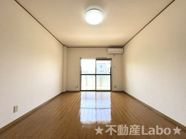 徳島市新蔵町３丁目の賃貸マンション