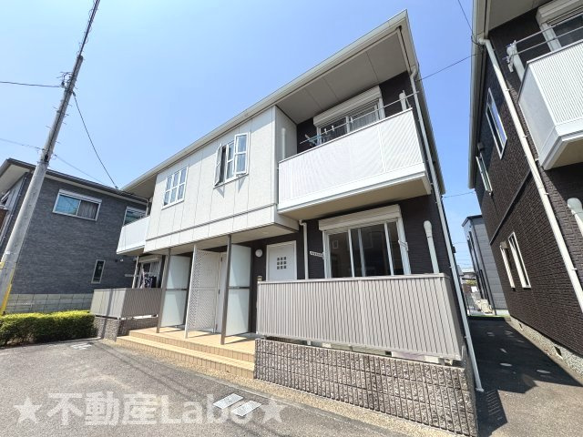 徳島市南沖洲１丁目のアパート