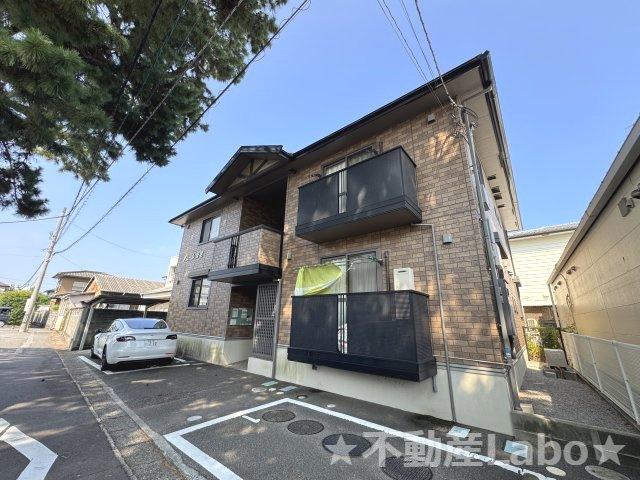 徳島市安宅１丁目のアパート