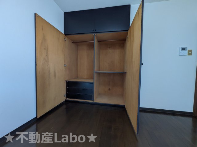 アーバンα　203の収納