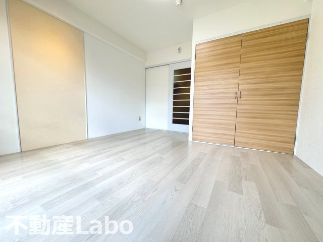 徳島市南昭和町１丁目の賃貸マンションの居間・リビング