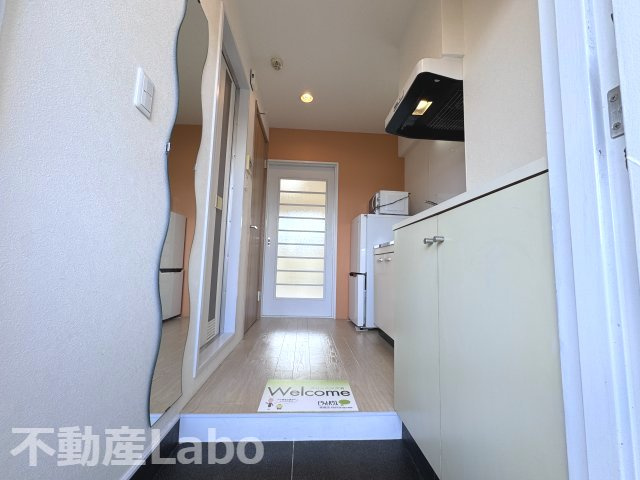 徳島市南昭和町１丁目の賃貸マンションの玄関