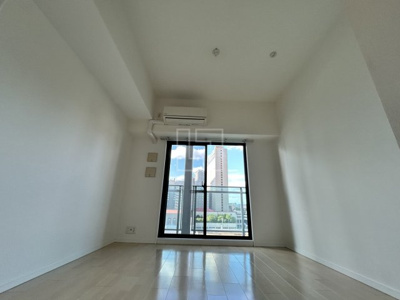 【居間・リビング】 | サムティ土佐堀Ribera | サムティ土佐堀Ribera　洋室