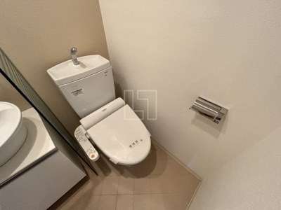 【トイレ】 | サムティ土佐堀Ribera | サムティ土佐堀Ribera　温水洗浄便座