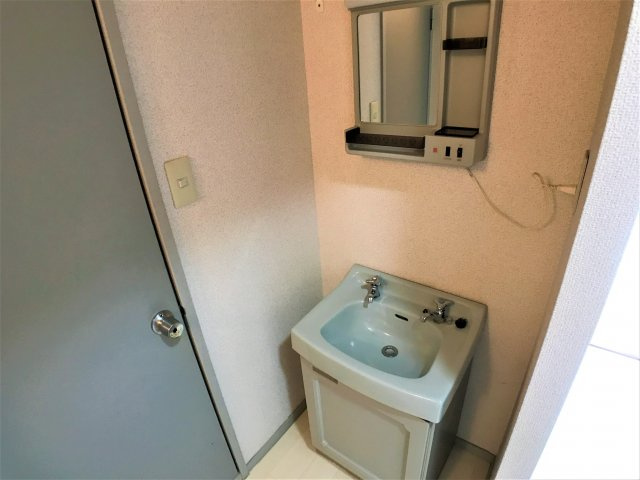 サンヴィレッジ富貴の洗面所