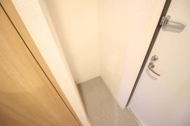 【内装】 | フィオーラマンション天王寺 | 玄関前空間